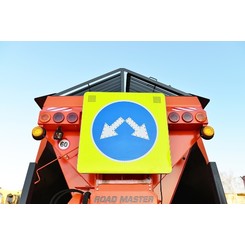 Продажа коммунальных дорожных машин КДМ76-30 КАМАЗ-65801 и другой техники в Московской области, Рязани, Калуге, Туле с доставкой в регионы РФ. Выгодные условия для фермеров. Сервисное обслуживание. Звоните!  ГК АгроТехноПарк