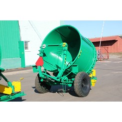 Продажа измельчителей рулонов грубых кормов ИГК-5М и другой сельскохозяйственной техники в Московской области, Рязани, Калуге, Туле с доставкой в регионы РФ. Выгодные условия для фермеров. Сервисное обслуживание. Звоните!  ГК АгроТехноПарк